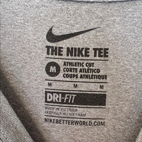 Nike University of Michigan Men’s T-Shirt - Picture 5 of 7